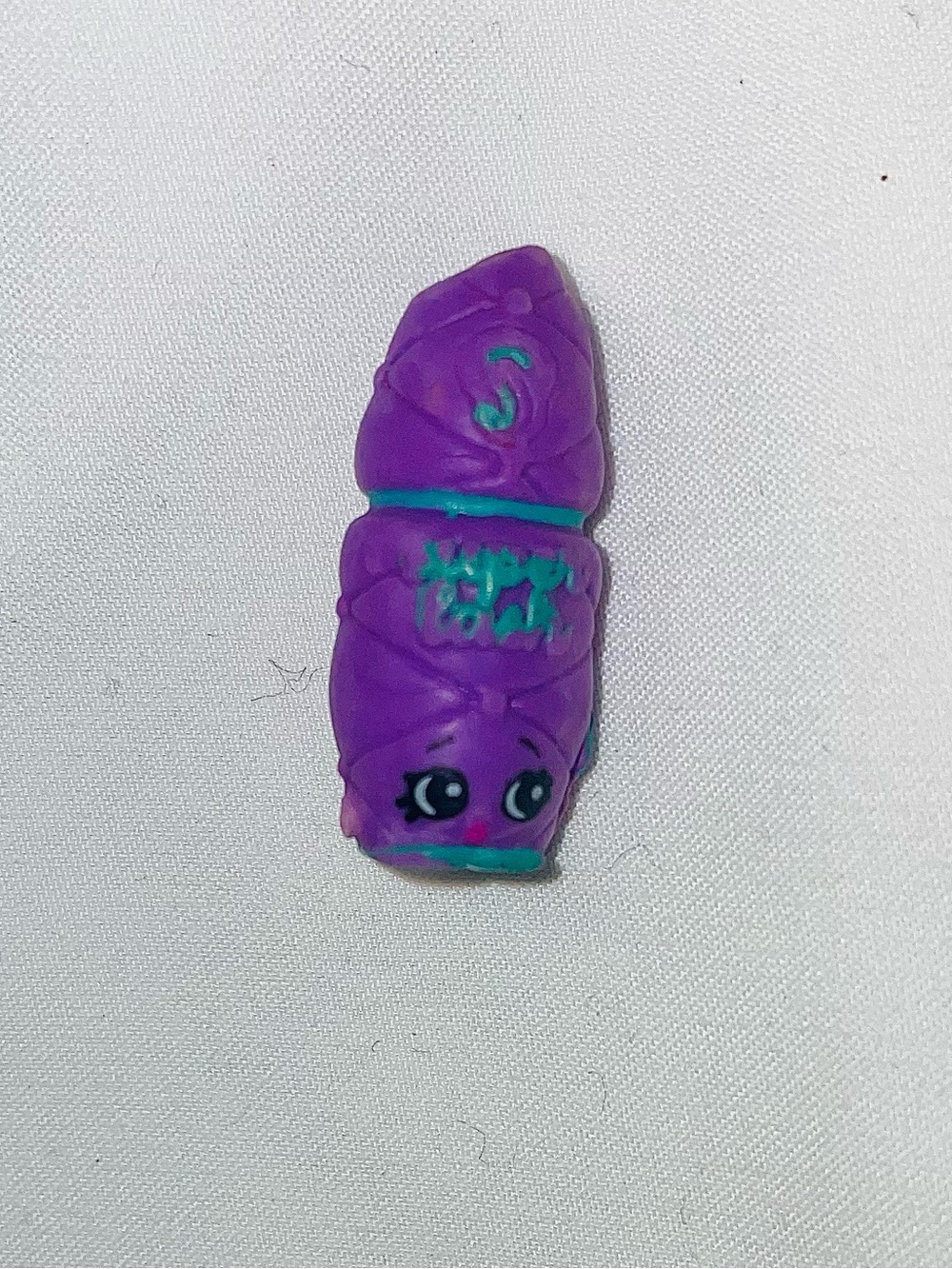 Shopkins “Laura Lashes”- Exclusive Figurine